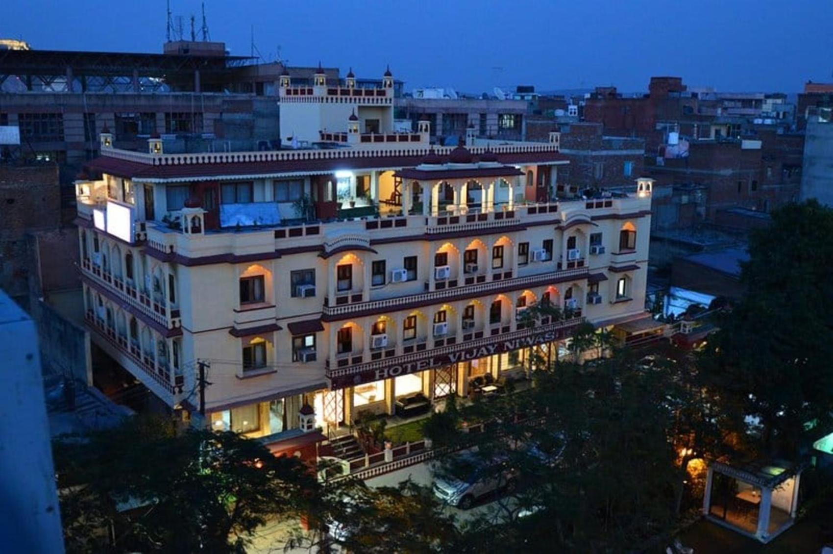Hotel Vijay Niwas Джапур Экстерьер фото