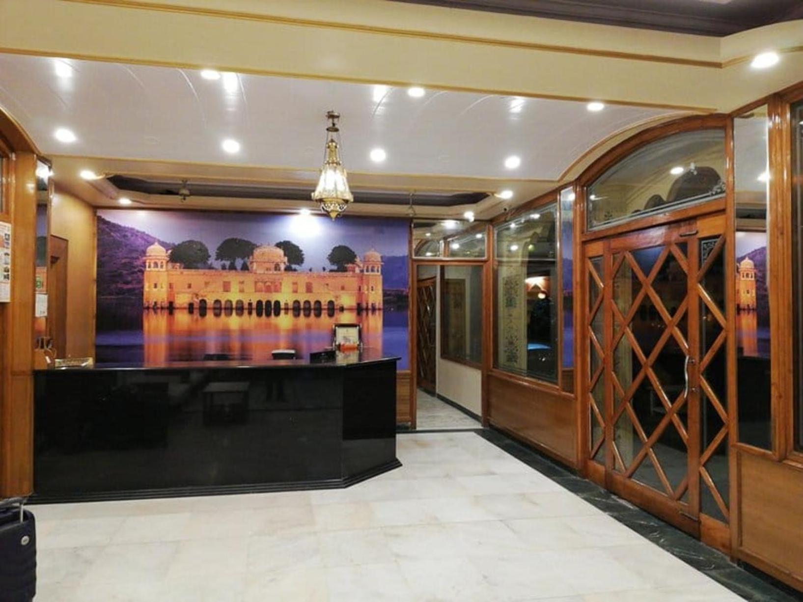 Hotel Vijay Niwas Джапур Экстерьер фото
